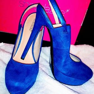 Womens shoes high heels nwb